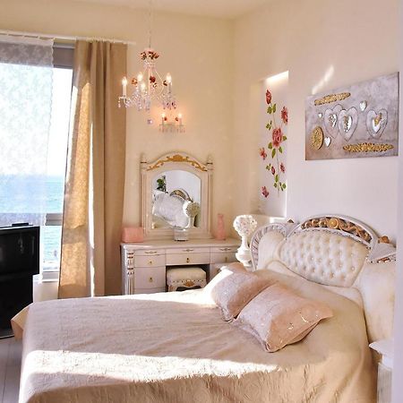 Sea View Beachfront Villa Maria Guwes Zewnętrze zdjęcie