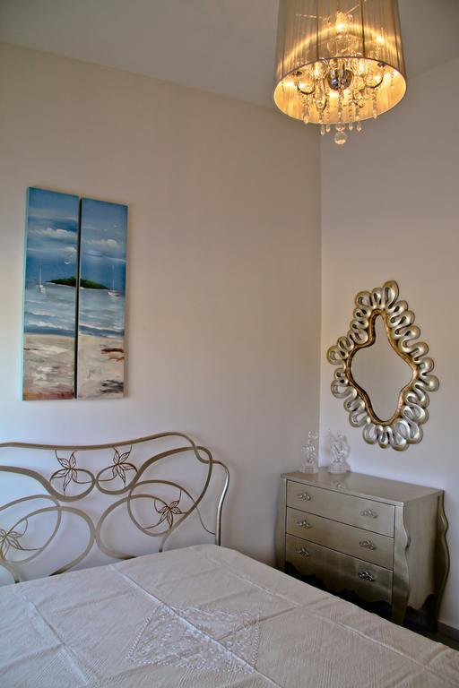 Sea View Beachfront Villa Maria Guwes Zewnętrze zdjęcie